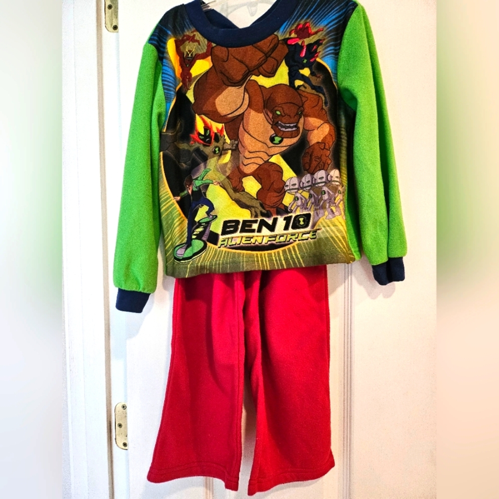 Ben 10 Alien Force Pajama Set